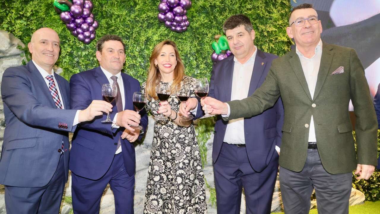 Zaragoza muestra en Fitur sus atractivos como Capital Mundial de la Garnacha