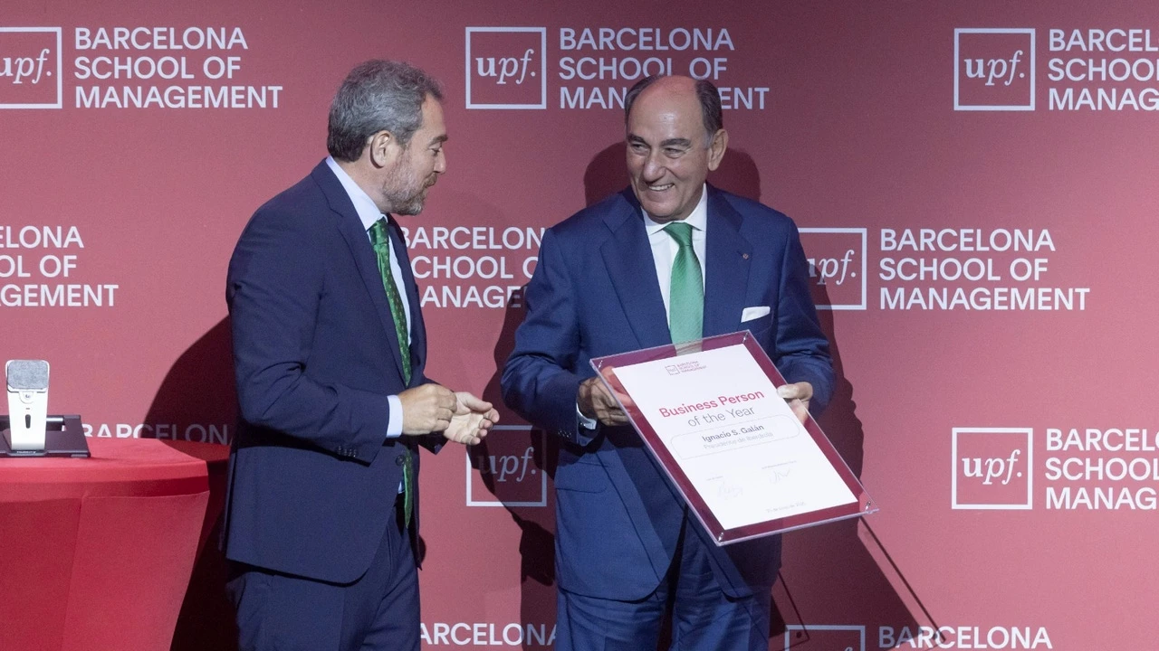 La UPF Barcelona School of Management premia el liderazgo con valores de Ignacio Galán, presidente de Iberdrola