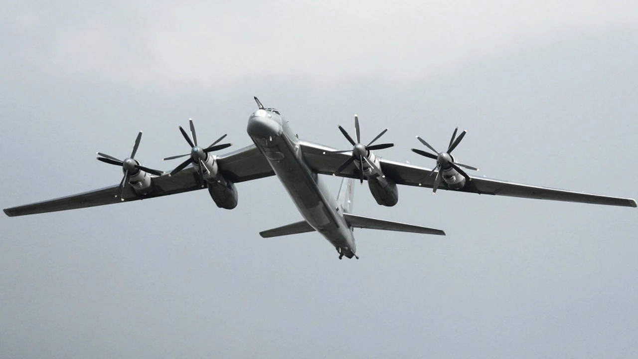 El 'Bear' y el 'asesino de portaaviones': así son los míticos bombarderos rusos destruidos por Ucrania