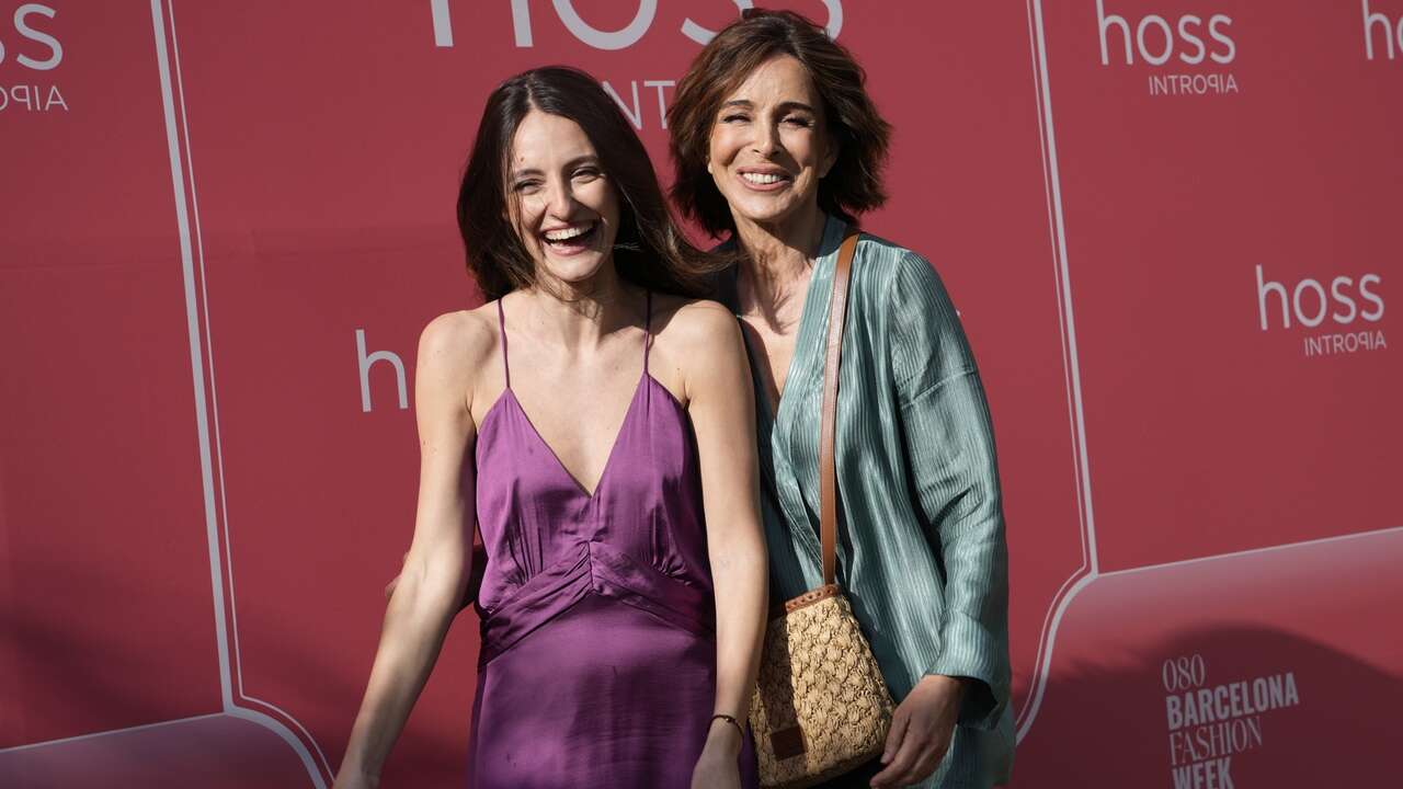 Lydia Bosch nos deja claro como ser la invitada perfecta este verano (con un toque boho) a sus 60 años y junto a su hija