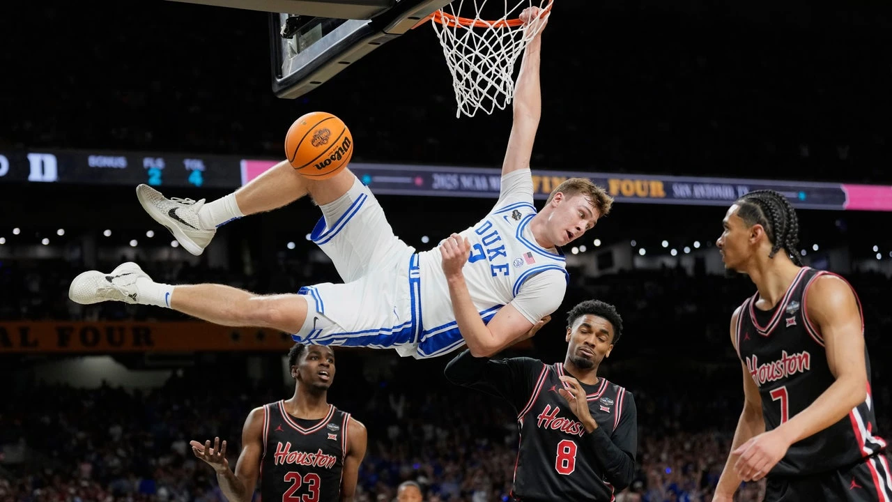 La primera buena noticia para Dallas tras la salida de Doncic: los Mavs elegirán a Cooper Flag, número uno del draft