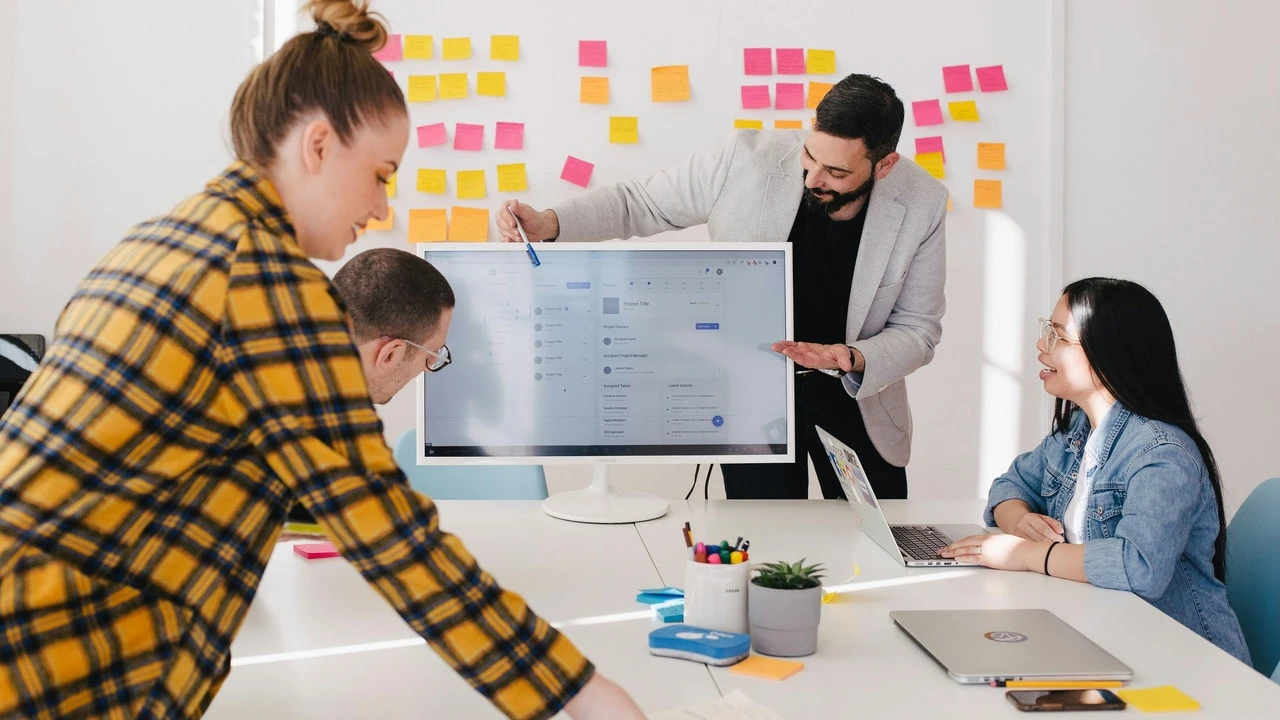 Un abogado advierte sobre la estrategia de las empresas para despedir sin indemnización: 