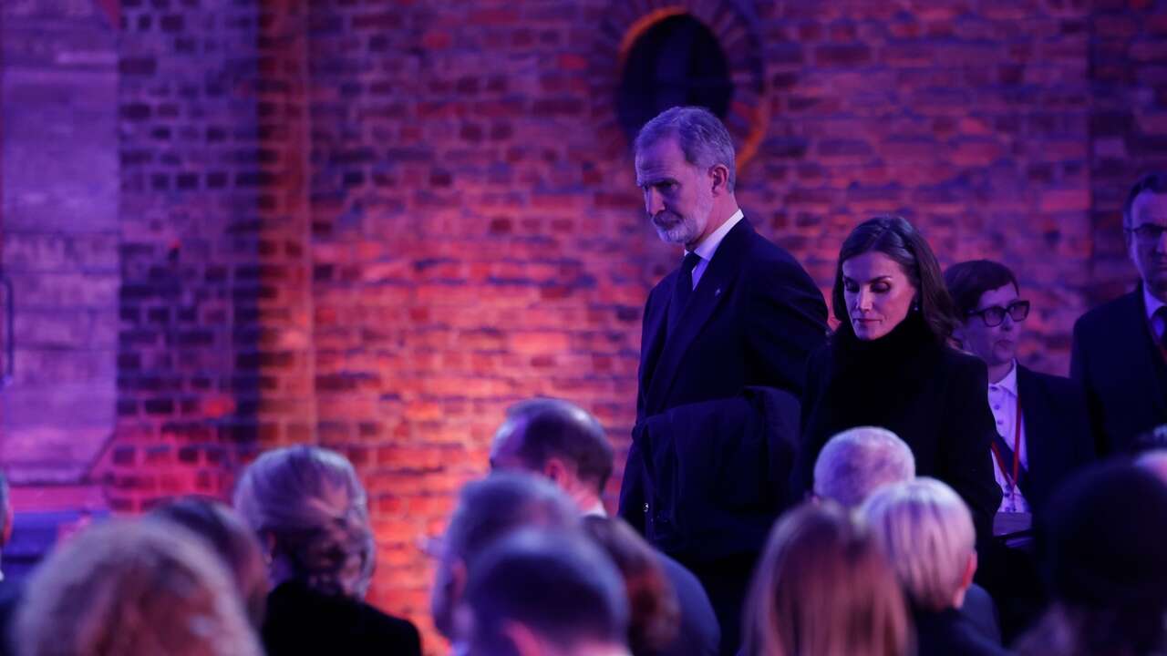 De los Reyes Felipe y Letizia al Rey Carlos de Reino Unido: las monarquías europeas, unidas en el aniversario de la liberación de Auschwitz