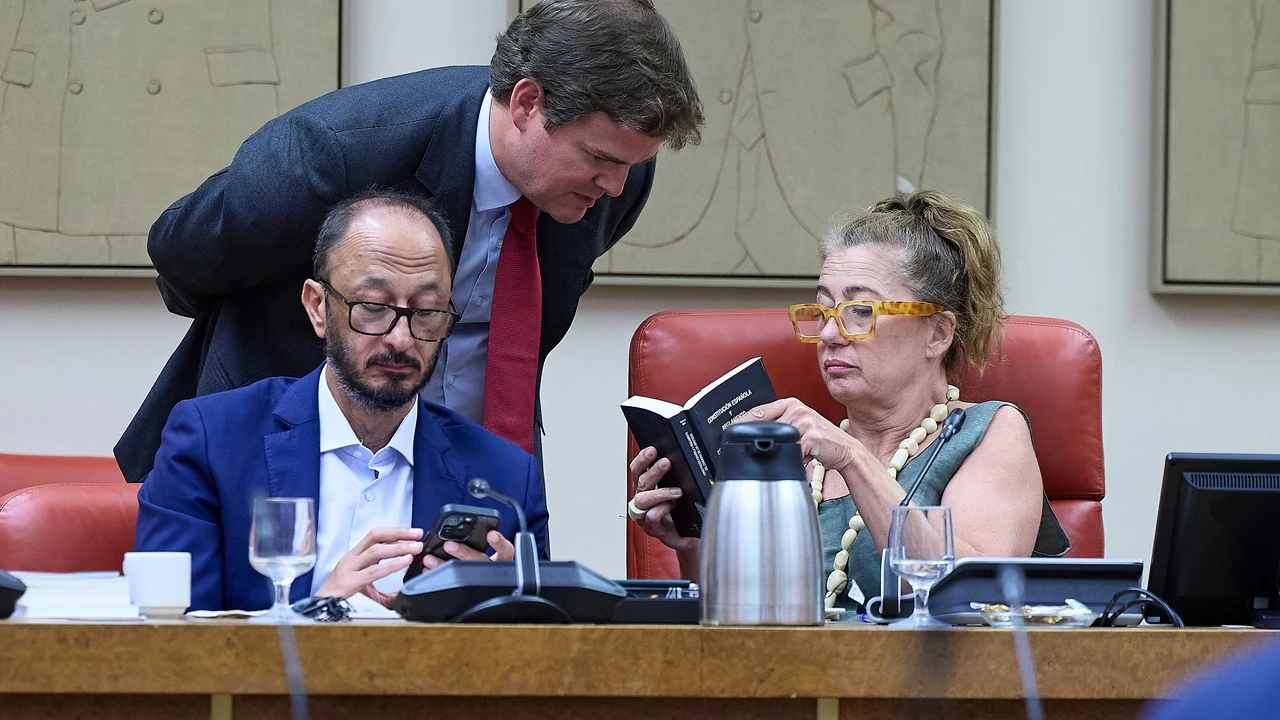 Junts se desmarca del Gobierno en las primeras votaciones del curso político