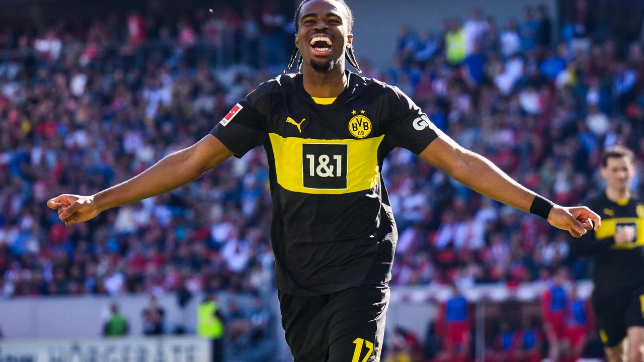 El dinero que ha ingresado el Chelsea en traspasos tras la venta de Chukwuemeka al Borussia Dortmund