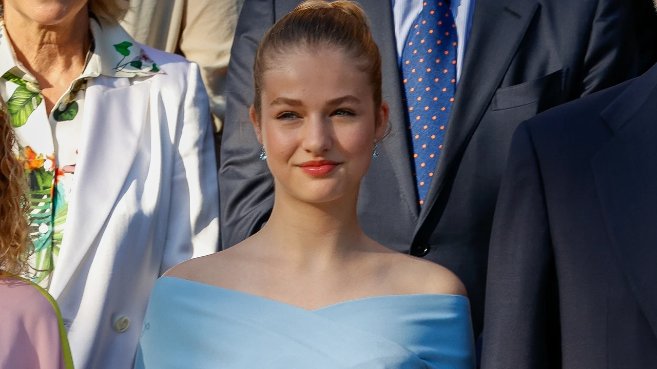 Leonor se prepara para brillar en los Premios Princesa de Girona 2025: su evolución de estilo, año a año