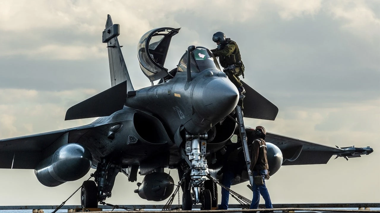 India prepara su fuerza de combate aéreo ante un posible bombardeo de Pakistán