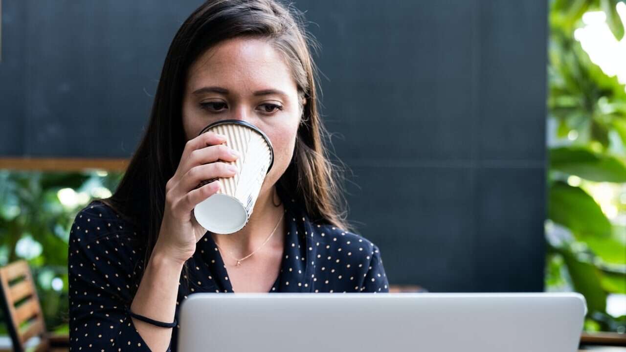 Cómo optimizar tu espacio de trabajo para mejorar tu bienestar y productividad