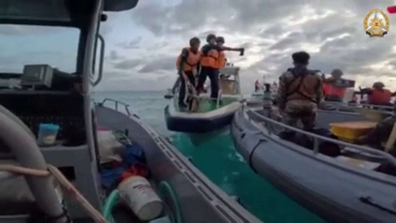 Así fue el ataque con palos, hachas y cuchillos de agentes chinos contra soldados filipinos por el control de Spratly