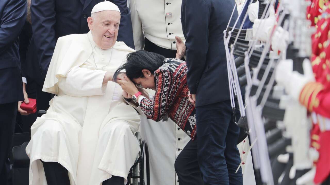 El Papa llega a Indonesia, el país con más musulmanes del mundo