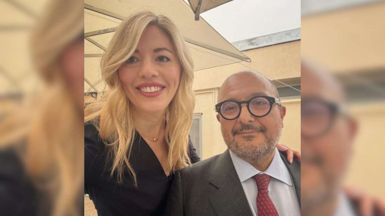 Dimite el ministro de Cultura italiano tras días de polémica por su relación extramatrimonial con una 'influencer'