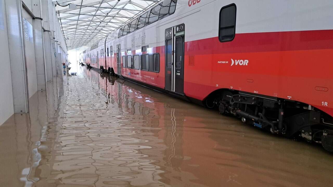 Las inundaciones en tres países, incluido España, se ceban con el fabricante de trenes Stadler