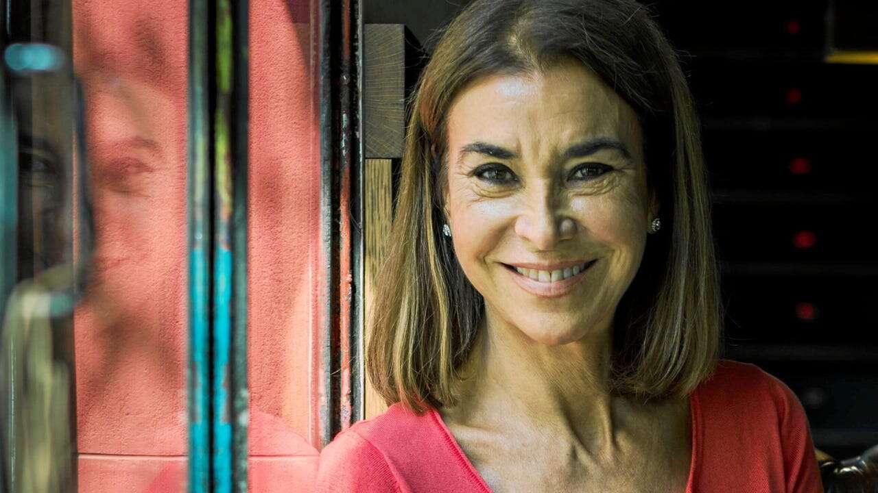 Carmen Posadas, al descubierto: habla de su familia, sus retoques estéticos y abre debate sobre el papel de la mujer