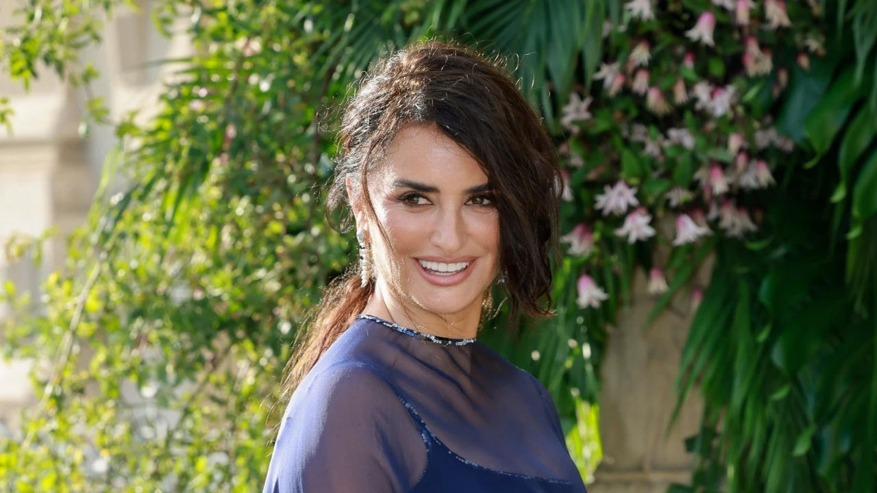 Marta Ortega y Penélope Cruz deslumbran con sus looks de gala en el baile más exclusivo de París