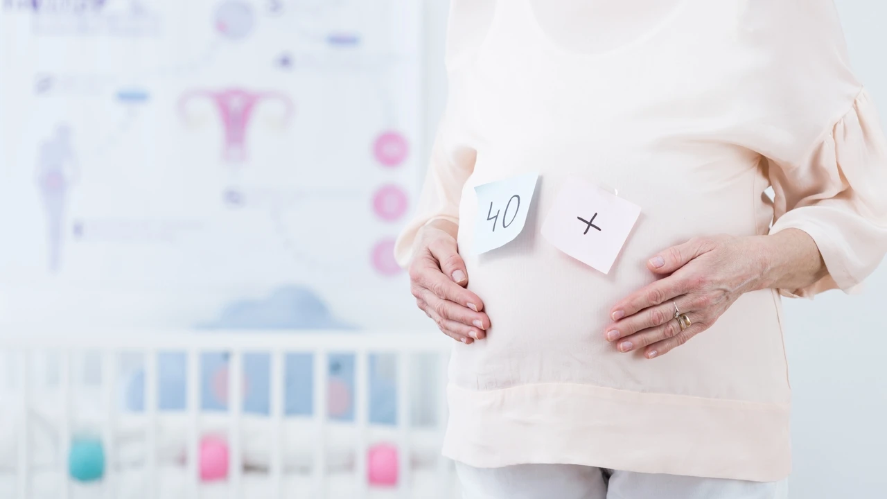 Estos son los riesgos para la salud de una maternidad más tardía