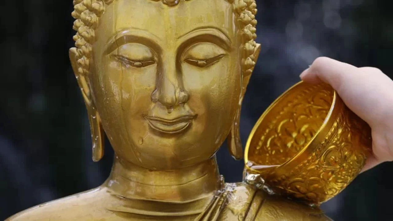 India recupera al fin las joyas de más de dos milenios asociadas a Buda que estuvieron a punto de salir a subasta en Hong Kong