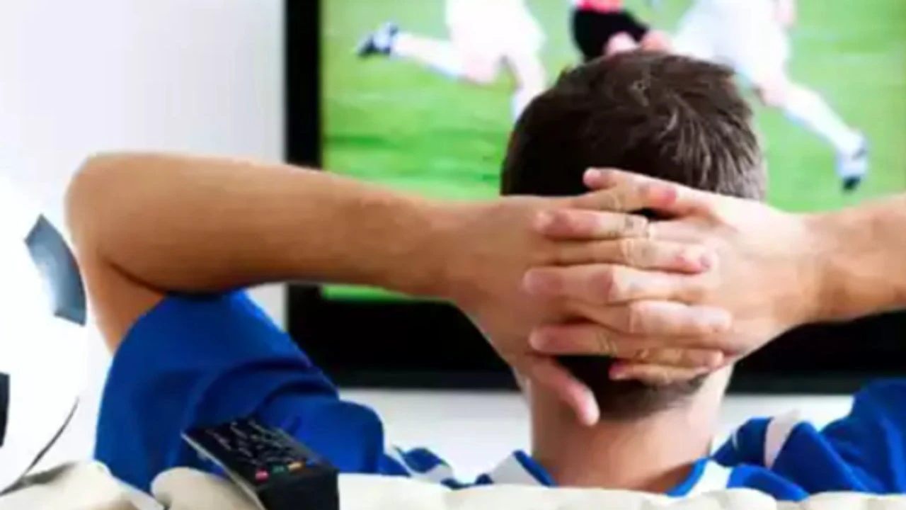 Golpe de Amazon contra la piratería en el fútbol al eliminar estas apps de tu televisor