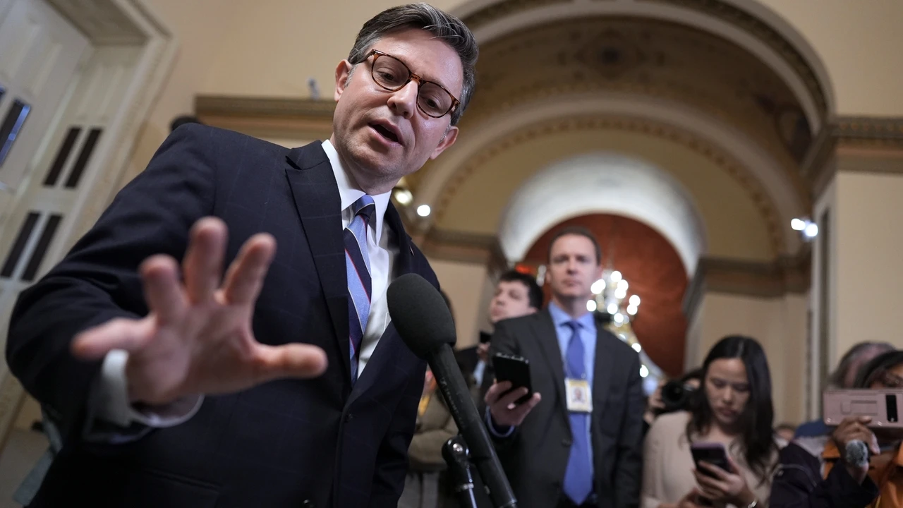 La Cámara de Representantes allana el camino a los recortes de Trump en una ajustada votación