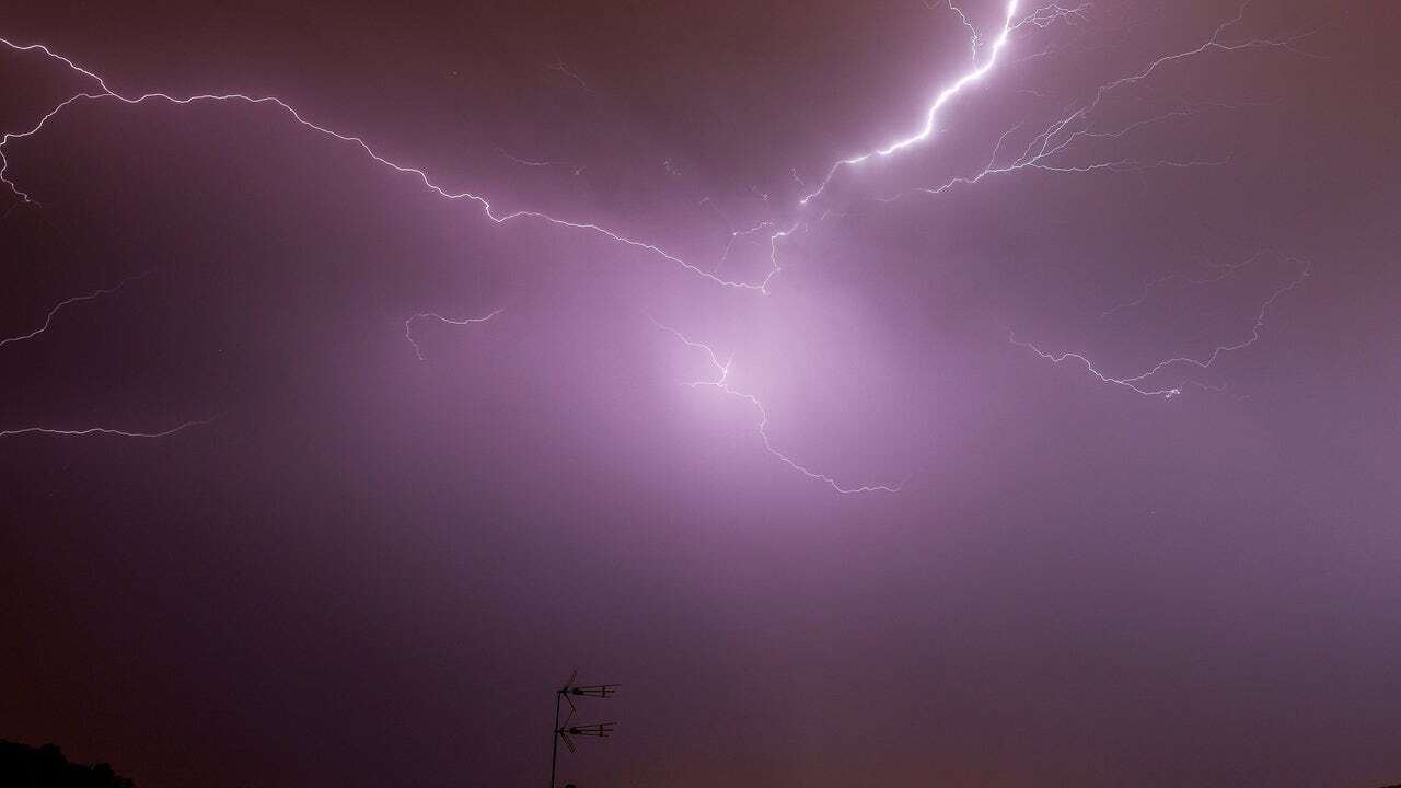 Alerta de la AEMET para el fin de semana: la superposición de dos vaguadas dejará lluvias torrenciales en estas zonas