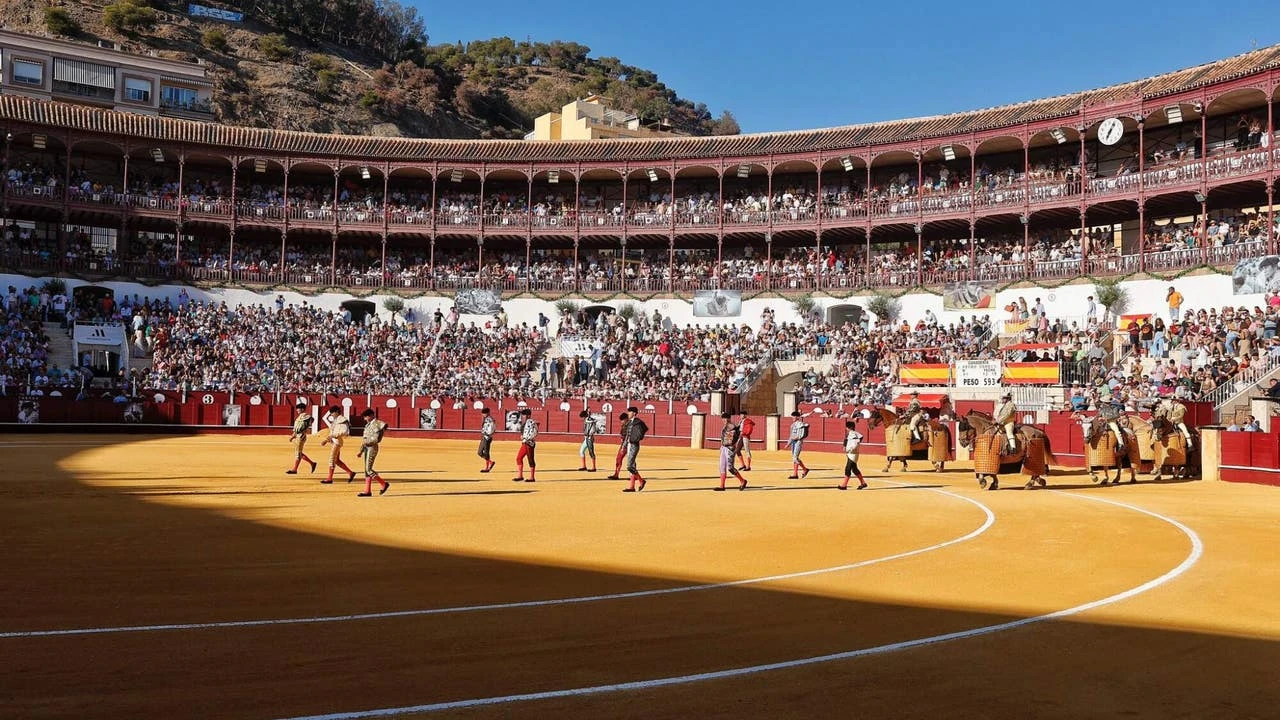 La Feria de Málaga brilla pese al polémico “agradecimiento” institucional a Garzón