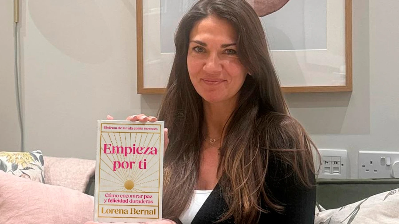Lorena Bernal: 