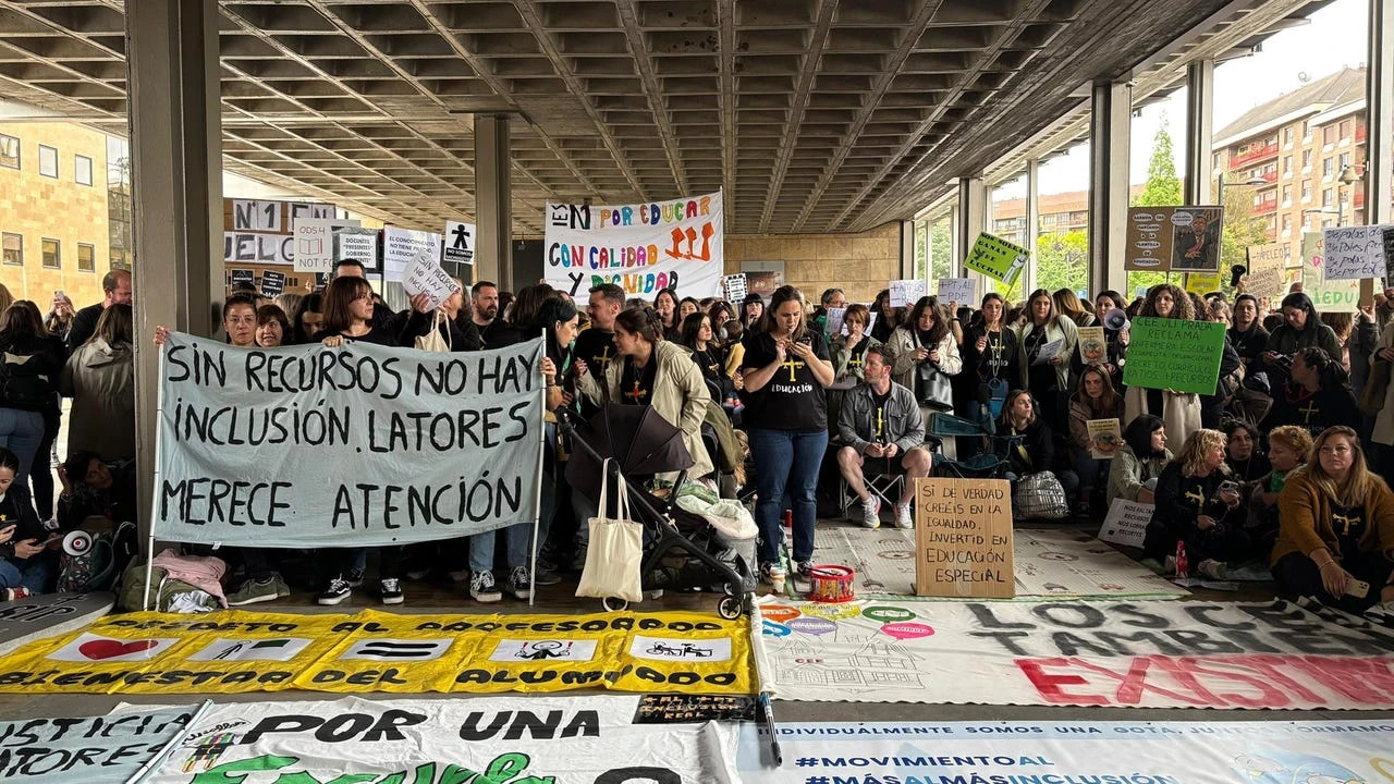 Parálisis educativa en Asturias: sin acuerdo y con un cierre de curso sin equipos directivos