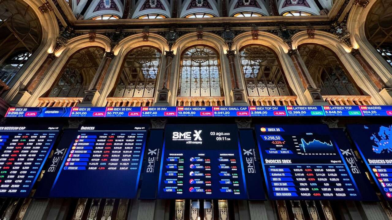 Los mercados inician la semana con signo mixto: el Ibex mantiene los 10.100 puntos