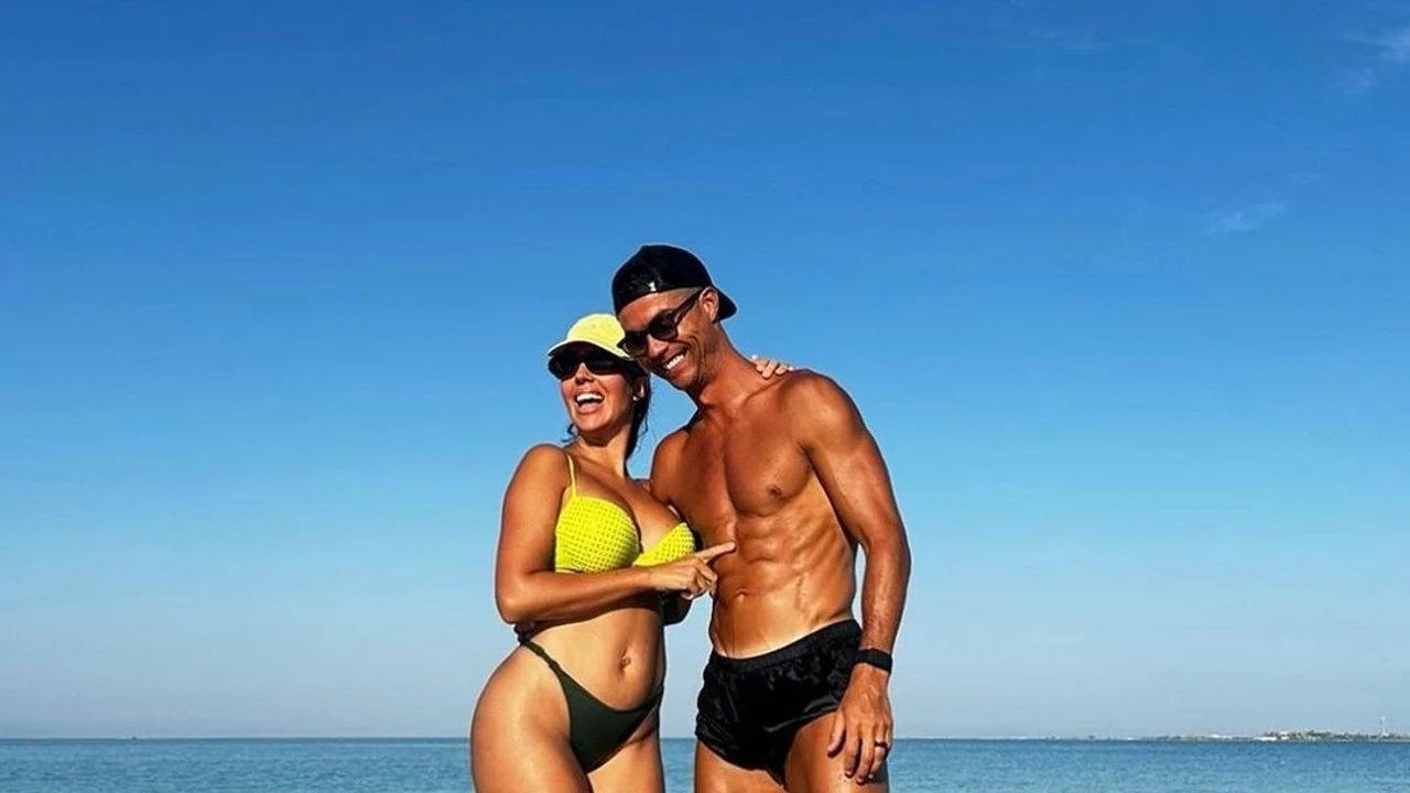 Playa, masajes y champán: las imágenes de las vacaciones a todo tren de Georgina y Ronaldo en una isla artificial