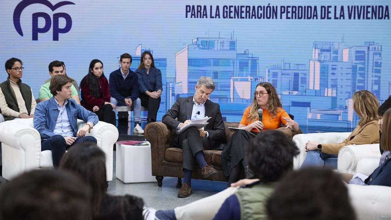 Feijóo se lanza a por el voto joven y pone el ojo en actividad del PP en redes sociales