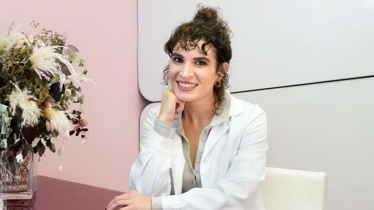 ¿Es necesario ponerse crema solar para estar en casa? La doctora María Vicente resuelve la duda