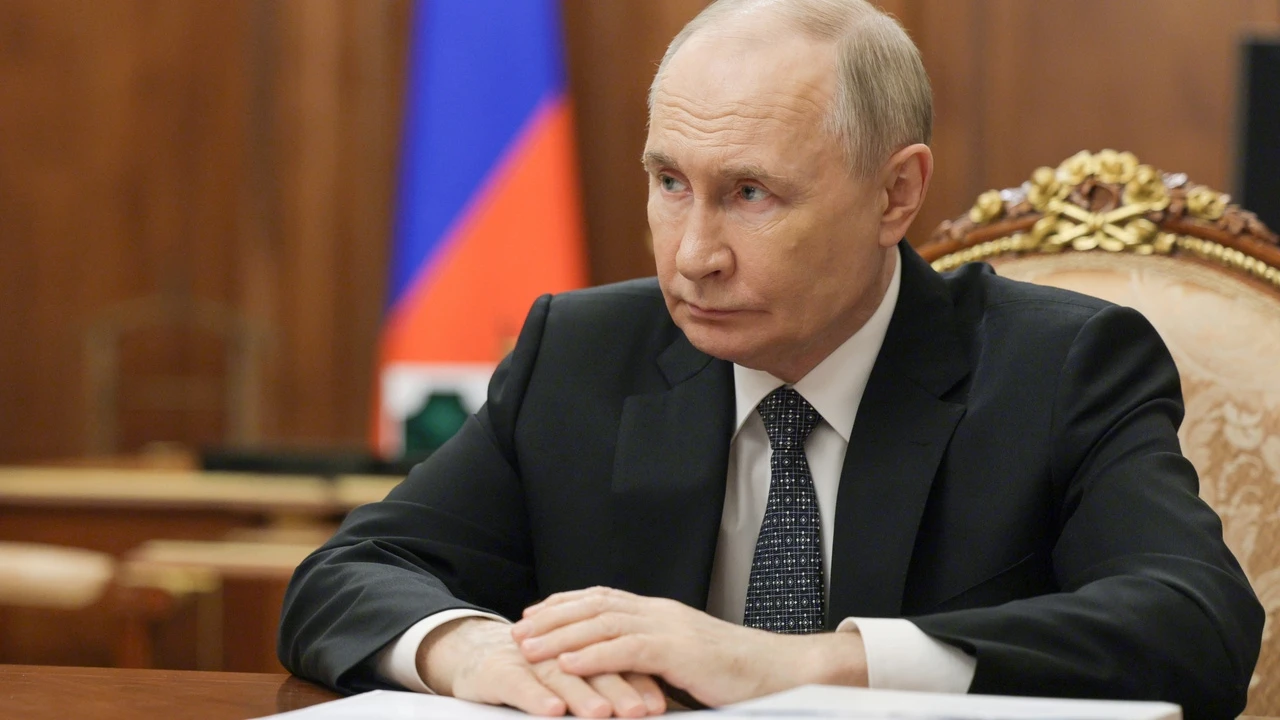 Rusia aprueba ley para perseguir actividades de agentes extranjeros fuera del país