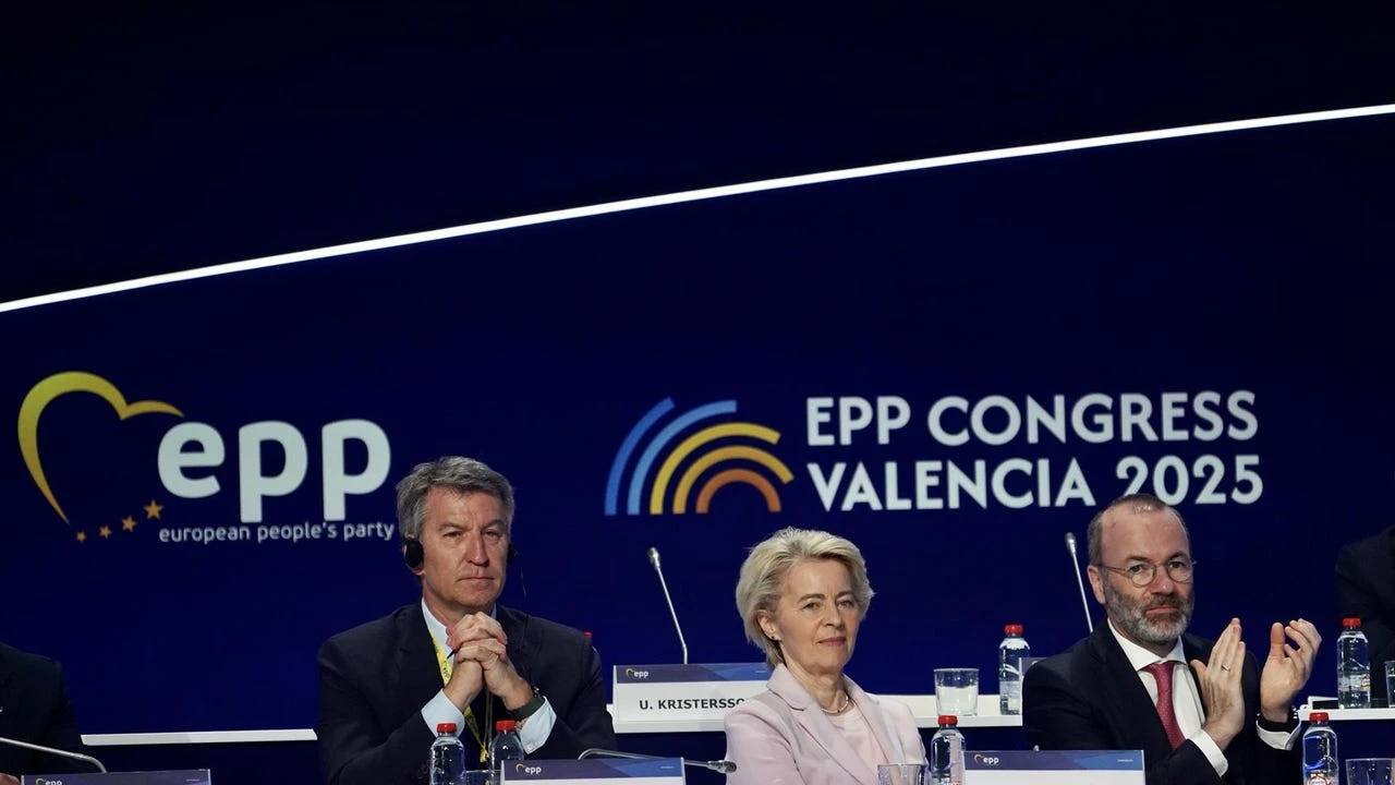 Feijóo critica que el Constitucional avale la Amnistía sin esperar al TJUE y califica la norma de 