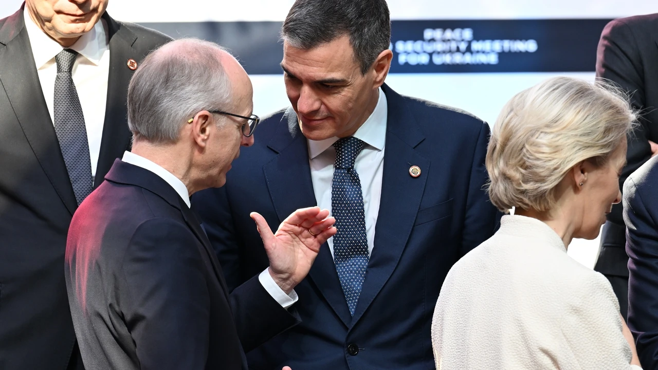 Moncloa choca con la OTAN por el gasto en Defensa