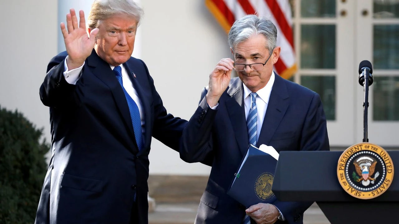 El «lento, tonto y testarudo» de la Fed planta cara a Trump: sin bajada de tipos a la vista en EE UU