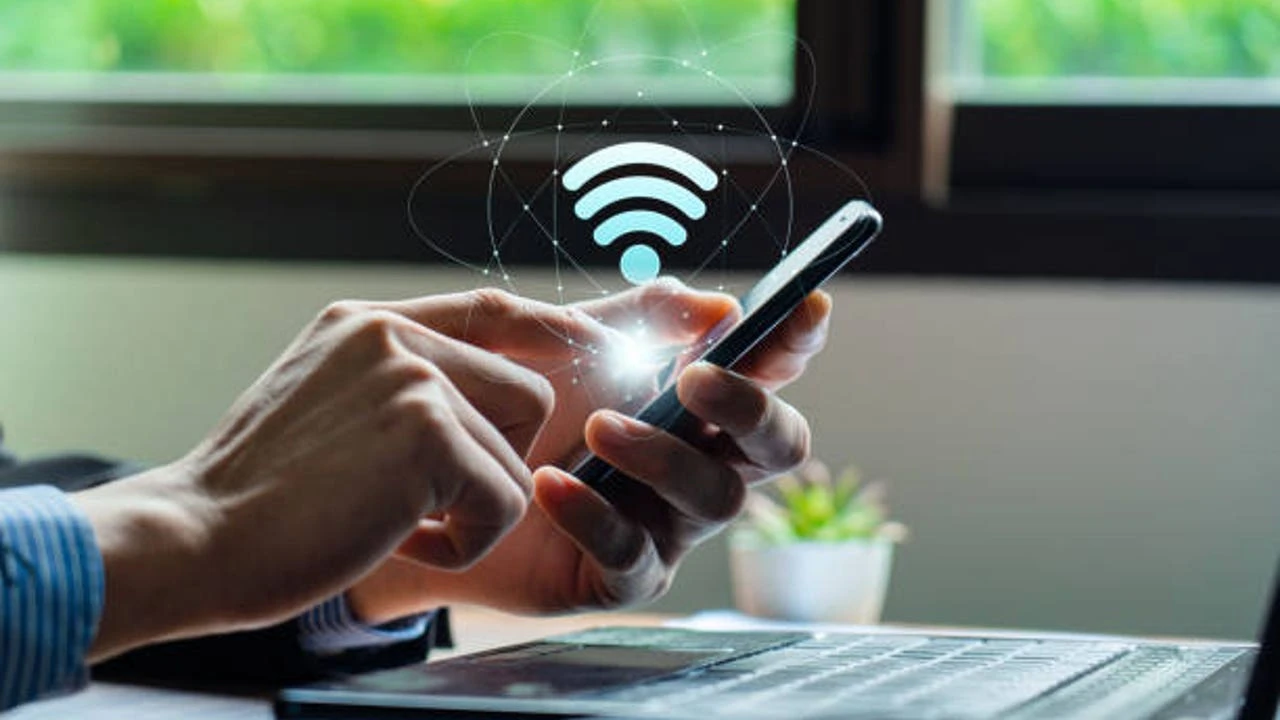Así puedes conectar tu móvil al Wifi sin saberte la contraseña