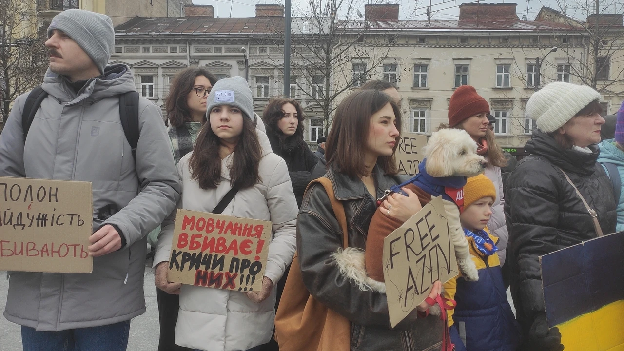 Mariupol clama justicia tres años después