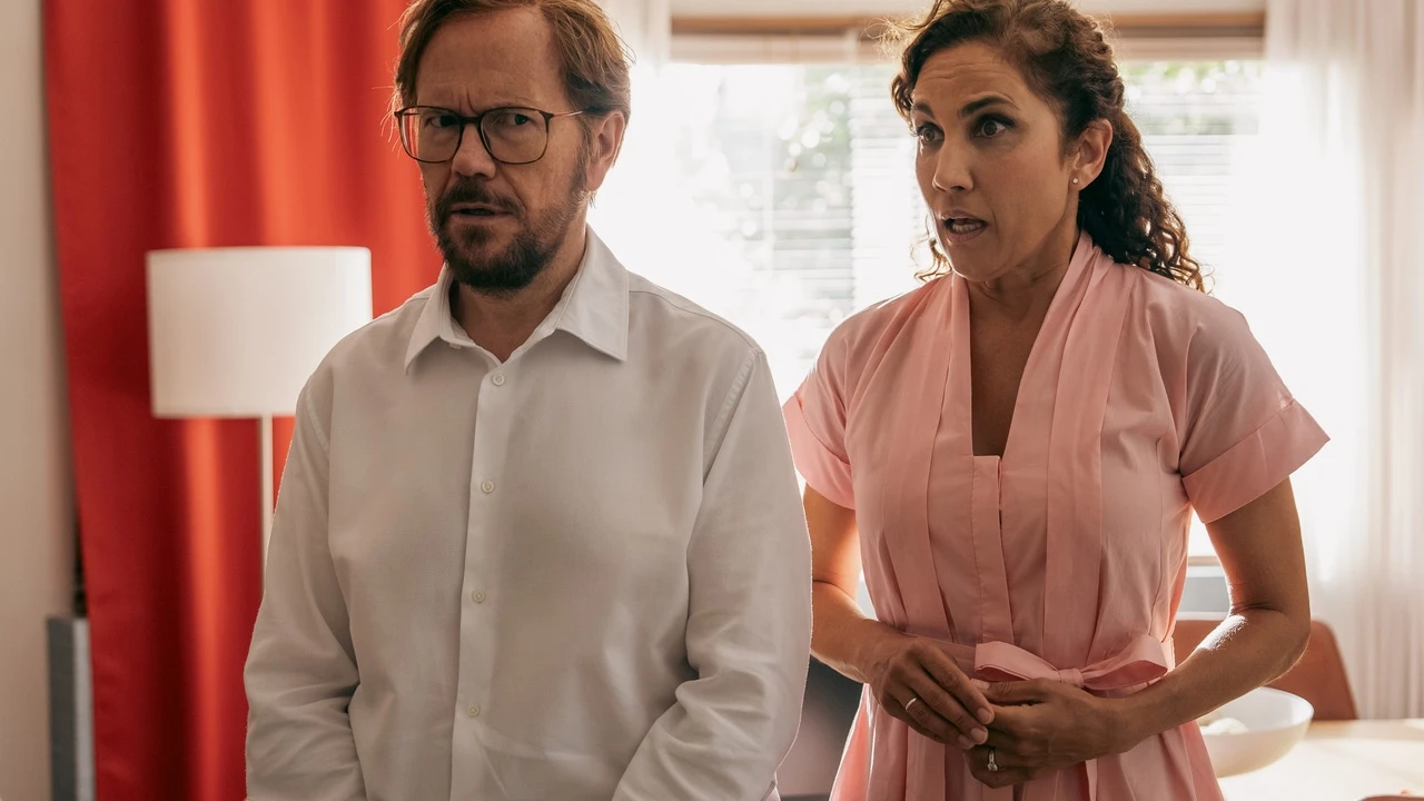 'Padre no hay más que uno 5' se coloca como número uno en taquilla el día de su estreno