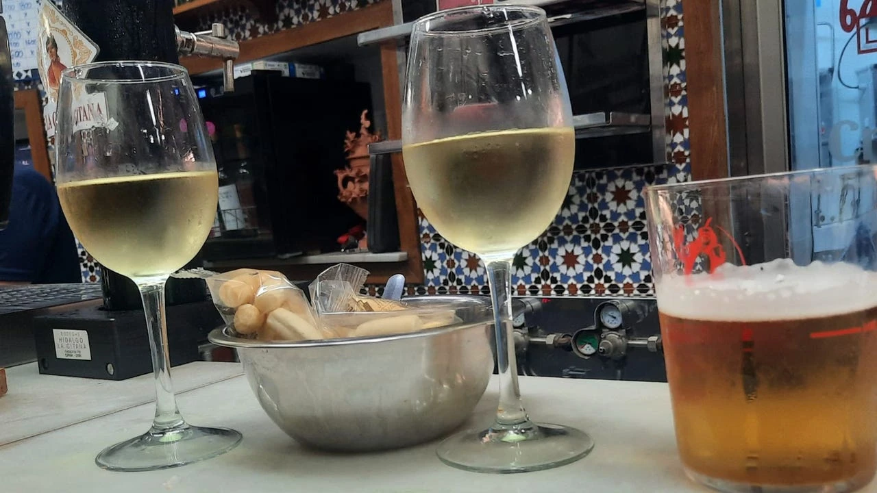 Echan a unas clientas de un restaurante media hora después del cierre y su queja se viraliza: “Qué poca empatía”