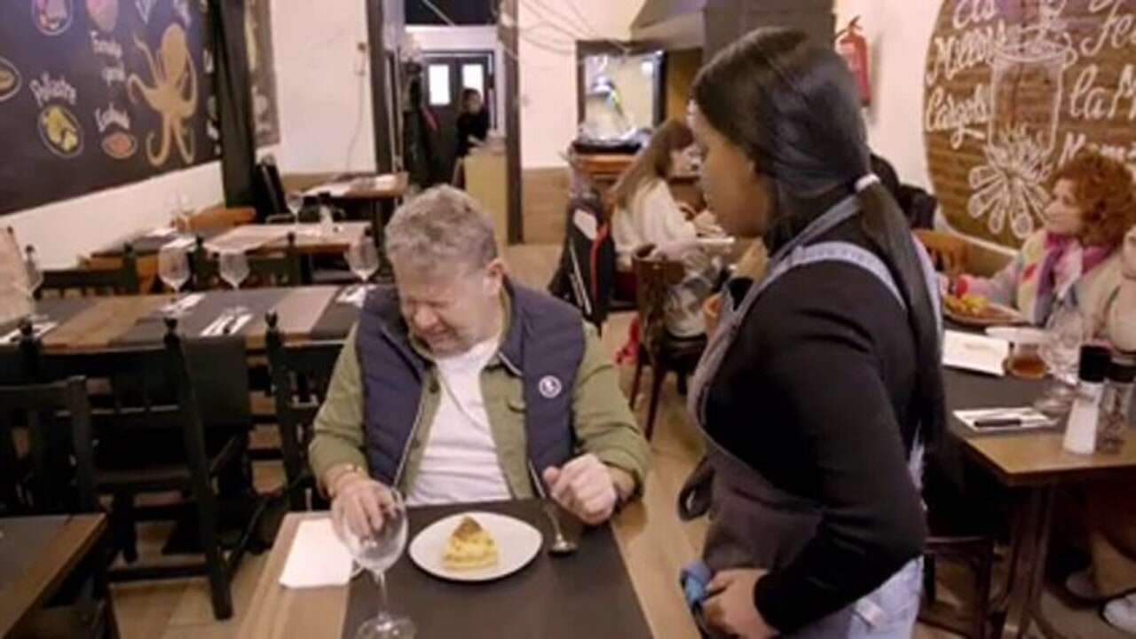 Las cucarachas invaden el regreso de Chicote a la cocina