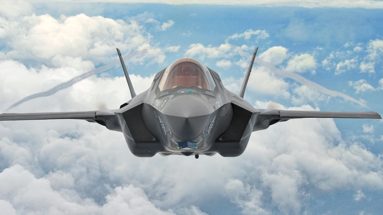 Rechazo masivo al F-35 estadounidense en Suiza: el Rafale y el Eurofighter ganan terreno