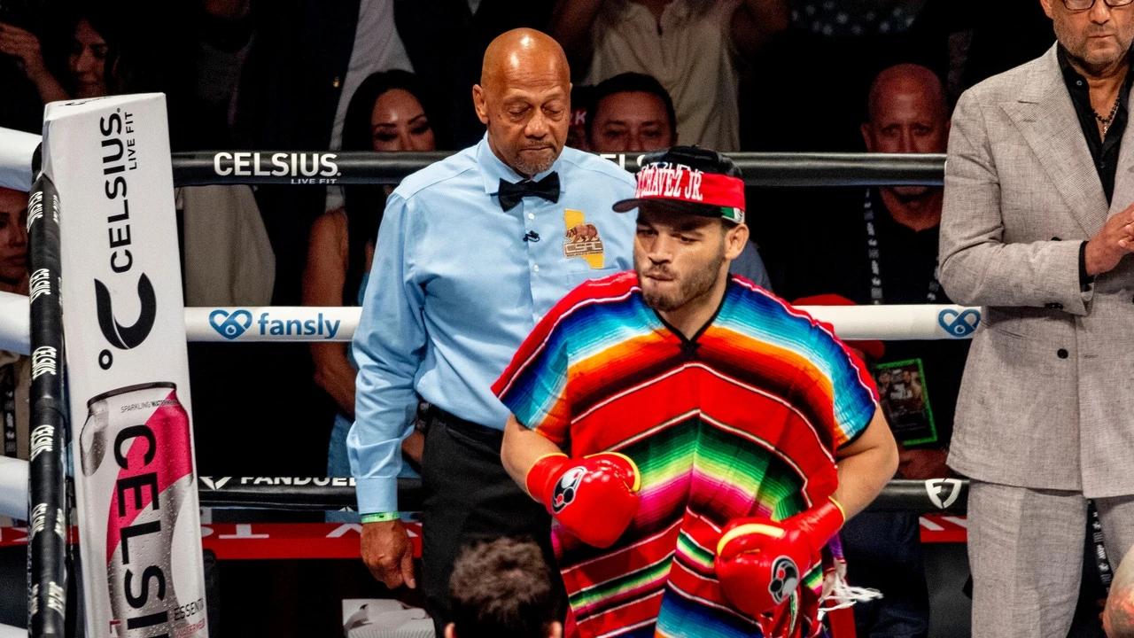 Estados Unidos deporta a México al hijo de Julio César Chávez por sus presuntos vínculos con el cartel de Sinaloa