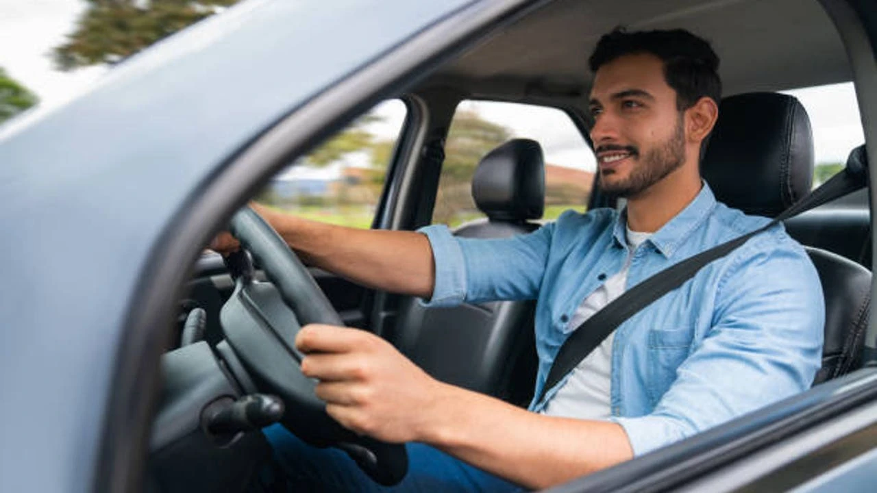 Cinco trucos para cuidar las piezas más caras de tu coche: “Cuando llega el verano nos acordamos”