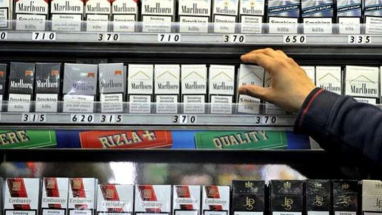 El precio del tabaco cambia en decenas de marcas: esto es lo que costarán ahora