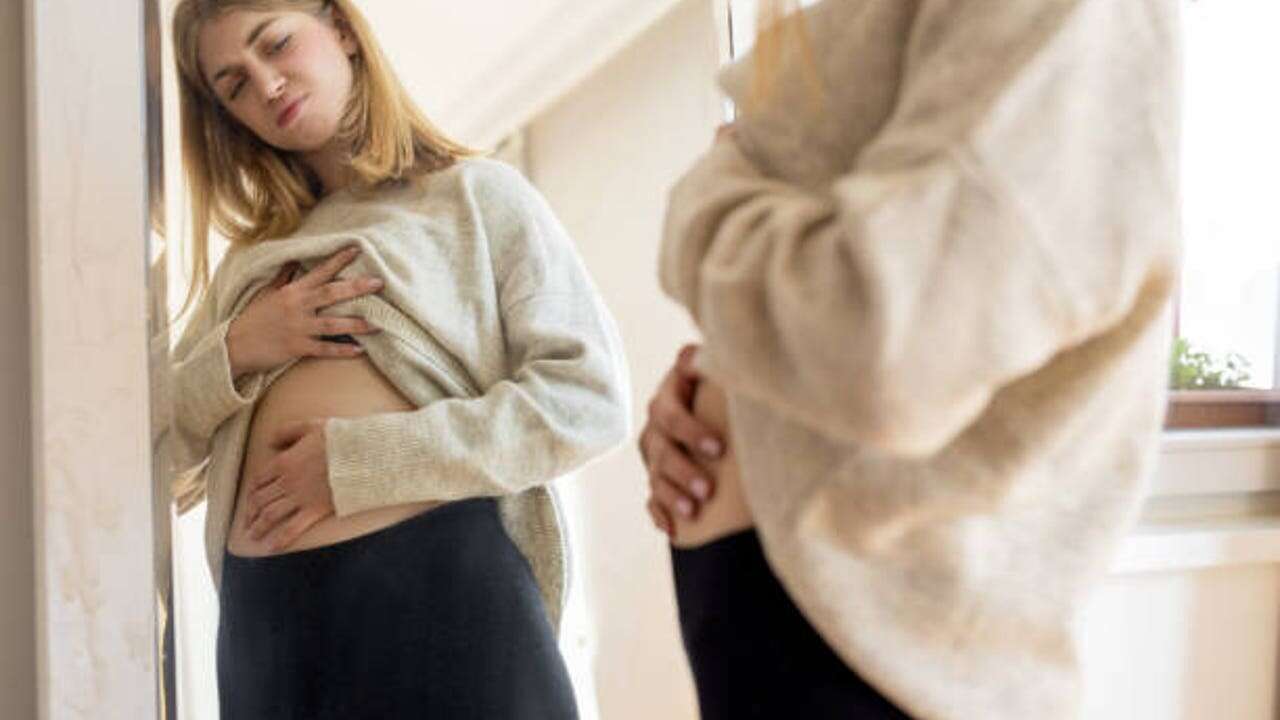 Estas son las claves si tienes distensión abdominal: come poco a poco y variado