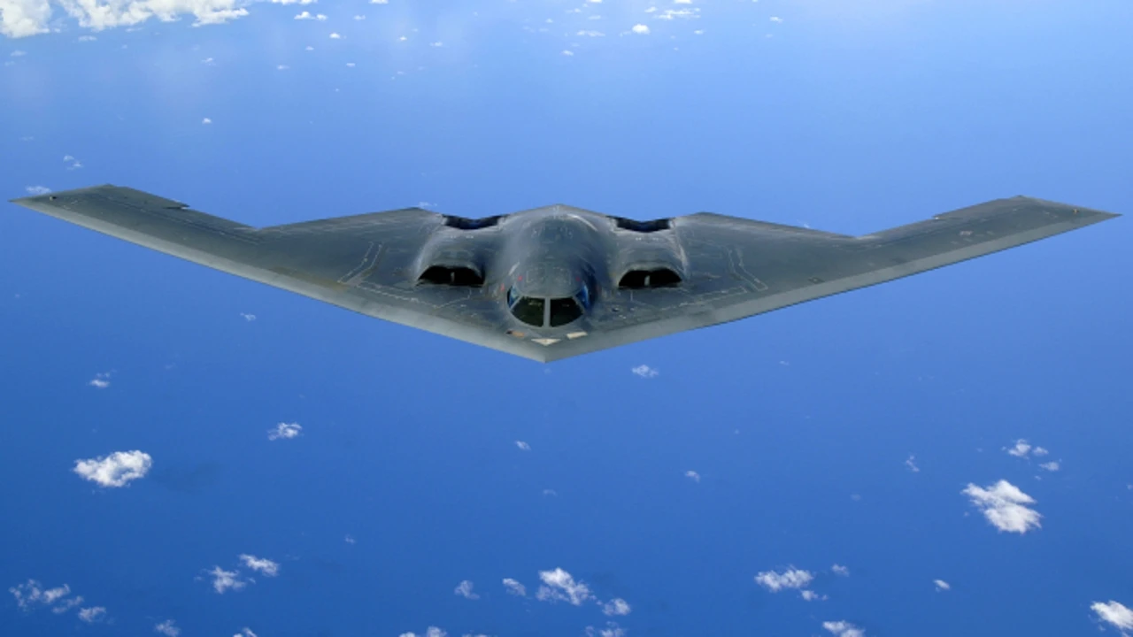 El arma que podría destruir los búnkeres nucleares de Irán: solo EE UU la posee