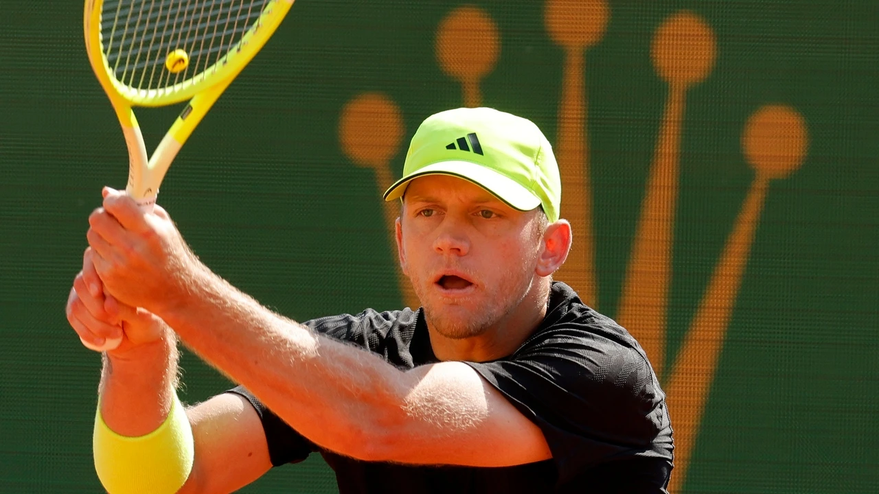 El tesón de Davidovich le lleva hasta la semifinal de Montecarlo