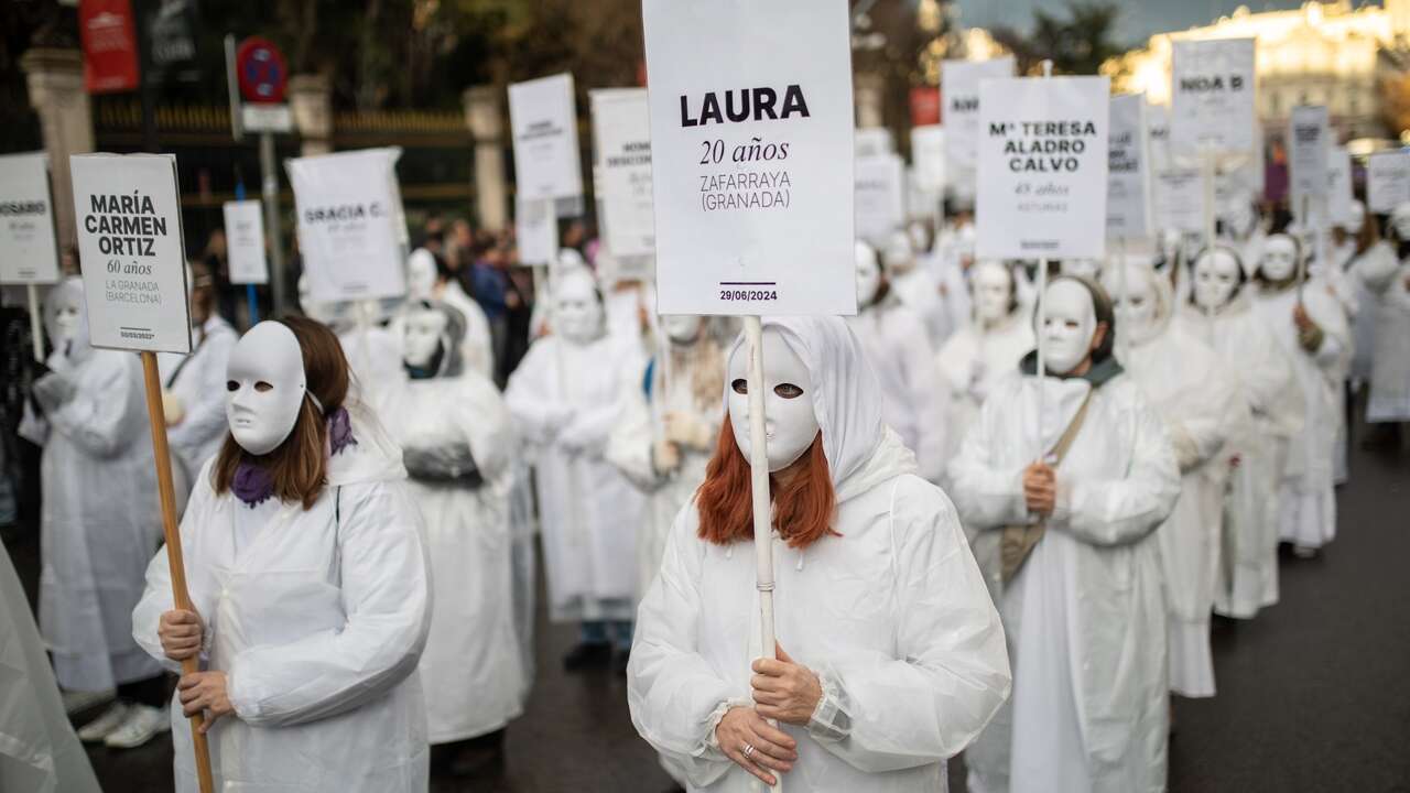 La segunda manifestación feminista marcha contra 