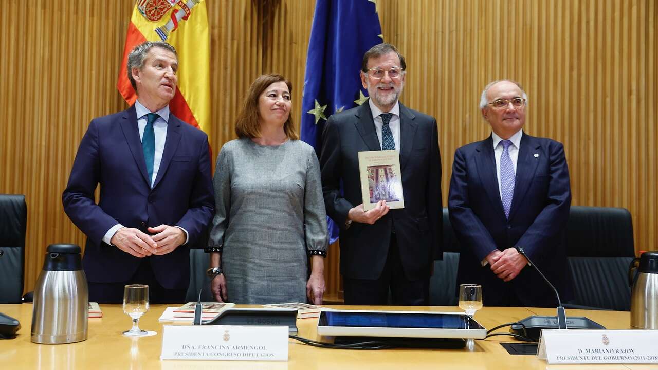 Rajoy recuerda la moción de censura que le sacó de Moncloa con Ábalos como defensor para asestarle un golpe al PSOE