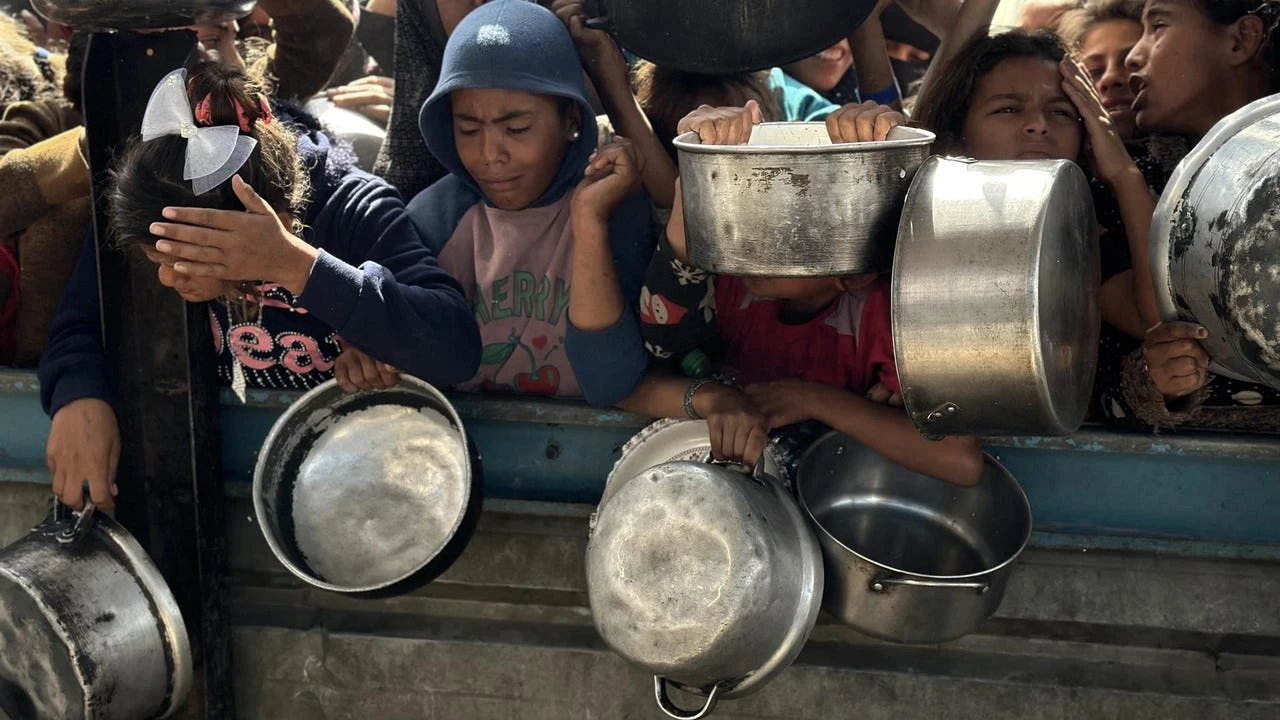 La ONU advierte que 14.000 bebés podrían morir en Gaza en las próximas 48 horas sin ayuda
