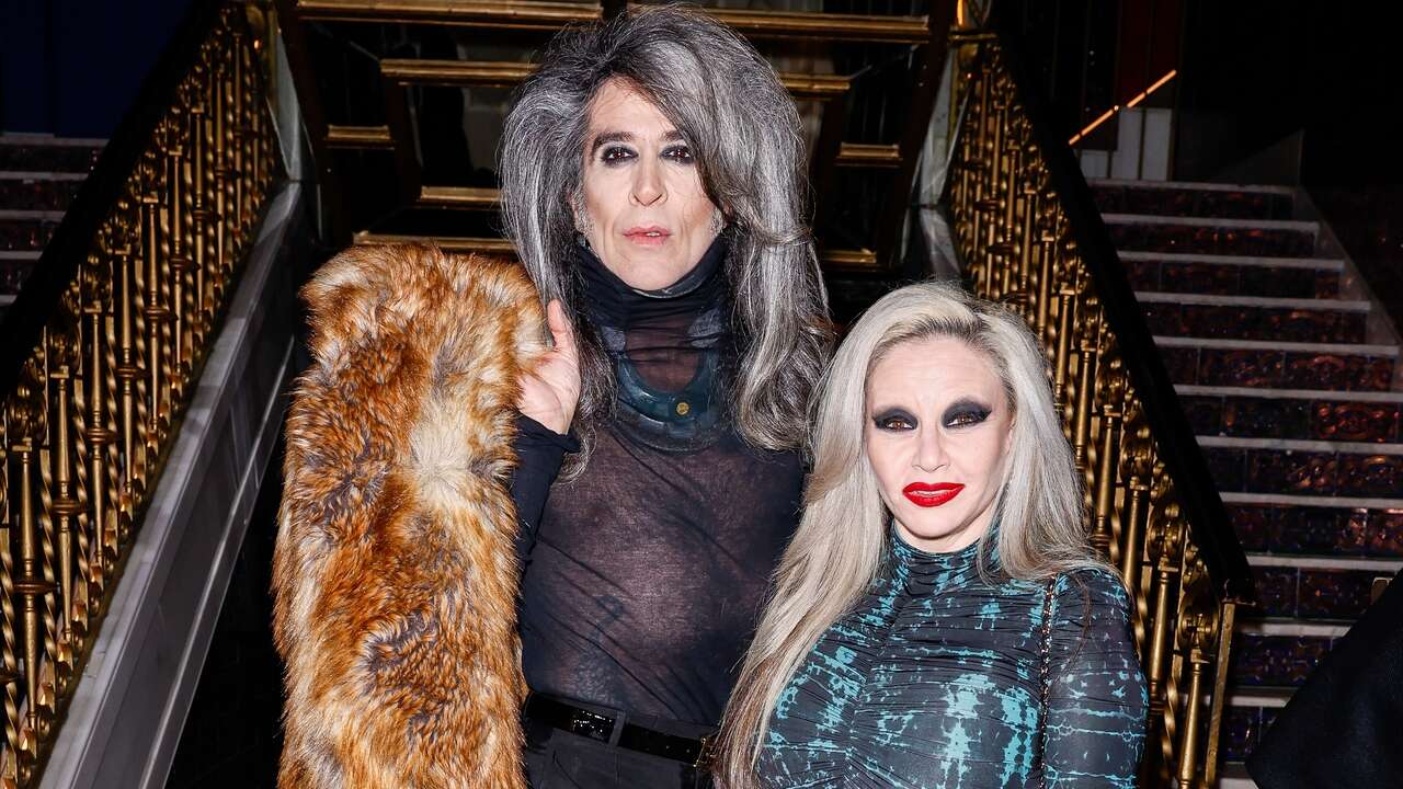 Alaska sabe que los vestidos fruncidos serán el imprescindible de esta temporada que mejor sienta